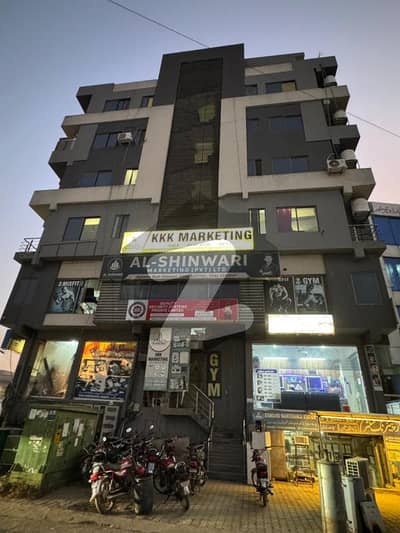 جی ۔ 15 اسلام آباد میں 2 کمروں کا 3 مرلہ فلیٹ 62.0 لاکھ میں برائے فروخت۔