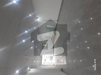 آئی ۔ 10/3 آئی ۔ 10,اسلام آباد میں 4 مرلہ دفتر 2.0 لاکھ میں کرایہ پر دستیاب ہے۔