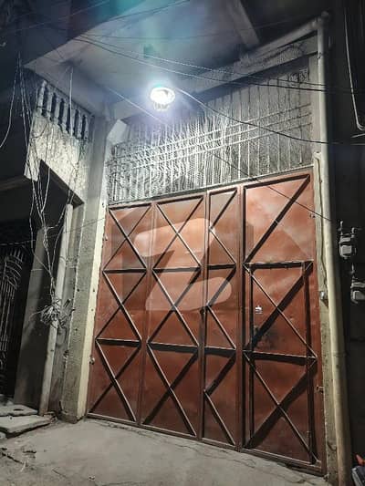 اختر کالونی جمشید ٹاؤن,کراچی میں 1 کنال گودام 1.3 لاکھ میں کرایہ پر دستیاب ہے۔