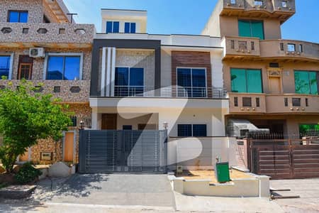 25 X 40 New House For Sale In G-13 Islamabad