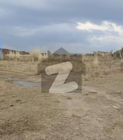 گلبرگ اسلام آباد میں 2 کنال رہائشی پلاٹ 3.0 کروڑ میں برائے فروخت۔