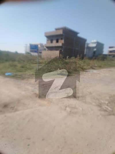 آئی ۔ 11 اسلام آباد میں 4 مرلہ رہائشی پلاٹ 1.25 کروڑ میں برائے فروخت۔