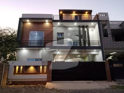 واپڈا ٹاؤن فیز 1 - بلاک ای واپڈا ٹاؤن فیز 1,واپڈا ٹاؤن,ملتان میں 3 کمروں کا 5 مرلہ مکان 1.4 کروڑ میں برائے فروخت۔