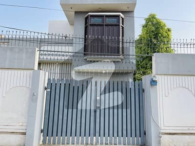 محمود آباد خانیوال روڈ,ملتان میں 3 کمروں کا 1 کنال مکان 4.0 کروڑ میں برائے فروخت۔