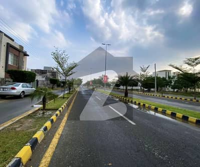 ای ایم ای سوسائٹی ۔ بلاک ایچ ای ایم ای سوسائٹی,لاہور میں 1 کنال رہائشی پلاٹ 6.95 کروڑ میں برائے فروخت۔