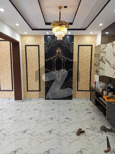 لو کاسٹ ۔ بلاک جی لو کاسٹ سیکٹر,بحریہ آرچرڈ فیز 2,بحریہ آرچرڈ,لاہور میں 3 کمروں کا 5 مرلہ مکان 1.65 کروڑ میں برائے فروخت۔