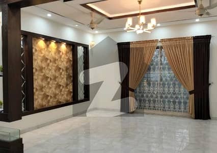 10 Marla Spacious House Available In Bahria Town - Sector C For rent