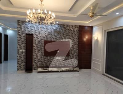 Idyllic House Available In Bahria Town - Sector C For Sale Idyllic House Available In Bahria Town - Sector C For Sale