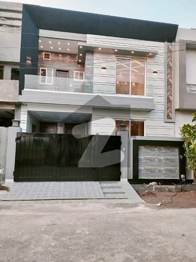 پارک ویو سٹی لاہور میں 4 کمروں کا 5 مرلہ مکان 1.85 کروڑ میں برائے فروخت۔