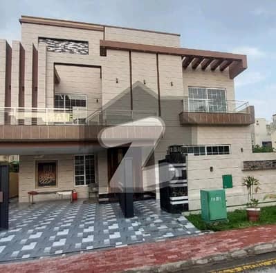 One Kanal Luxury House For Rent In Sector B