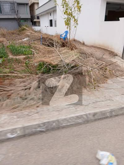 زراج سکیم ۔ سیکٹر اے زراج ہاؤسنگ سکیم,اسلام آباد میں 14 مرلہ رہائشی پلاٹ 3.2 کروڑ میں برائے فروخت۔