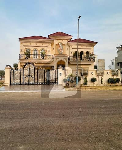 1 Kanal Spanish House for Sale | Park Facing | Royal Orchard