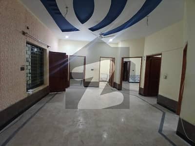 بنی گالہ اسلام آباد میں 3 کمروں کا 10 مرلہ زیریں پورشن 65.0 ہزار میں کرایہ پر دستیاب ہے۔