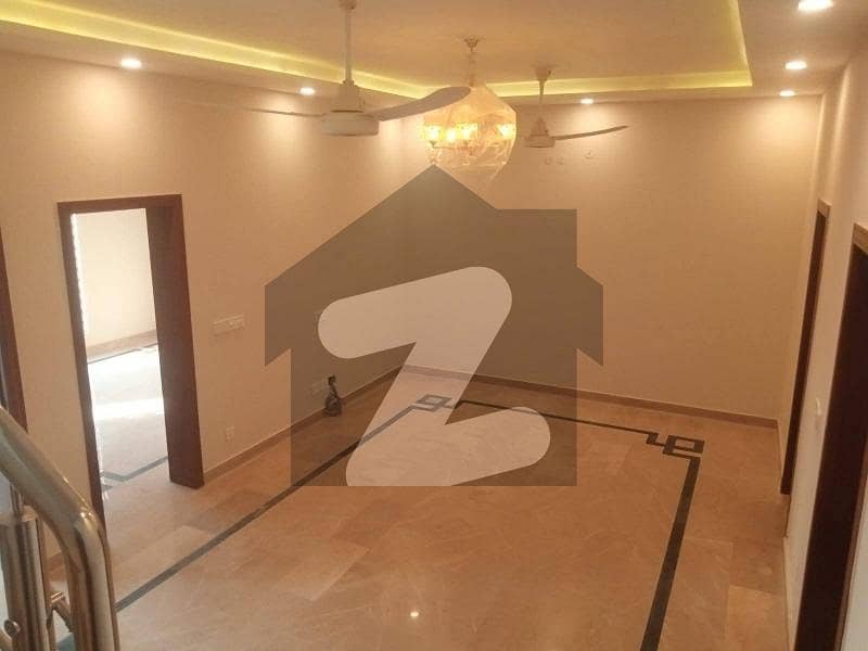 5 Marla House Available For Sale 5 Marla House Available For Sale