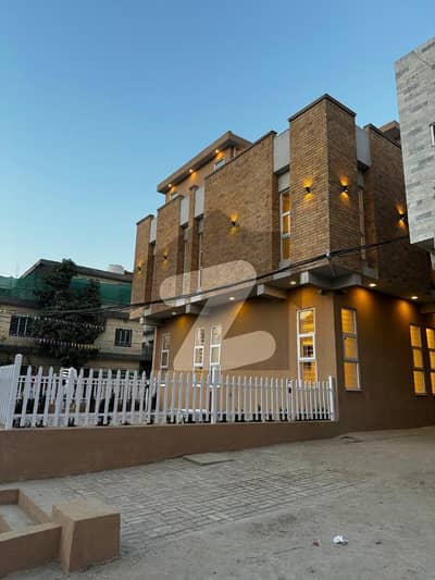 آئی ۔ 10/1 آئی ۔ 10,اسلام آباد میں 4 مرلہ عمارت 8.0 کروڑ میں برائے فروخت۔