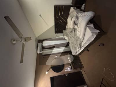 جوہر ٹاؤن فیز 2 جوہر ٹاؤن,لاہور میں 1 کمرے کا 2 مرلہ کمرہ 25.0 ہزار میں کرایہ پر دستیاب ہے۔