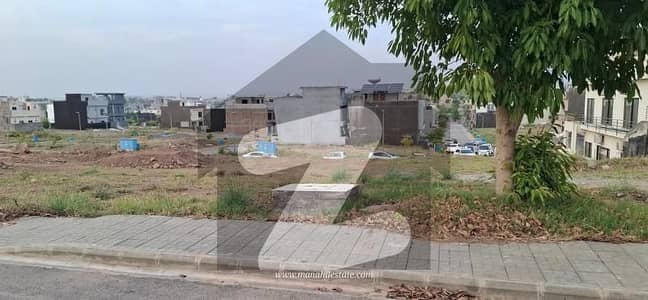 2 Kanal Plot For Sale In Overseas Block Main Boulevard Prime Location Price 6.25 Crore