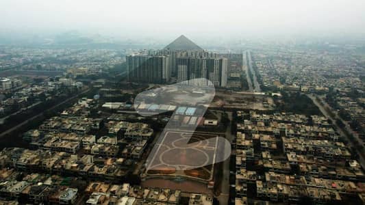 Plot For Sale In G-13/1, Islamabad | 10 Marla | Park & un Facing | Easy Access From Kashmir Highway