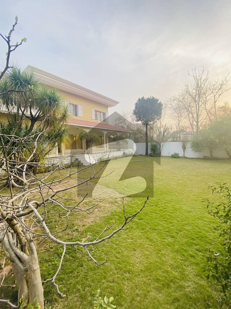 ایف ۔ 7 اسلام آباد میں 5 کمروں کا 2 کنال مکان 8.5 لاکھ میں کرایہ پر دستیاب ہے۔ ایف ۔ 7 اسلام آباد میں 5 کمروں کا 2 کنال مکان 8.5 لاکھ میں کرایہ پر دستیاب ہے۔