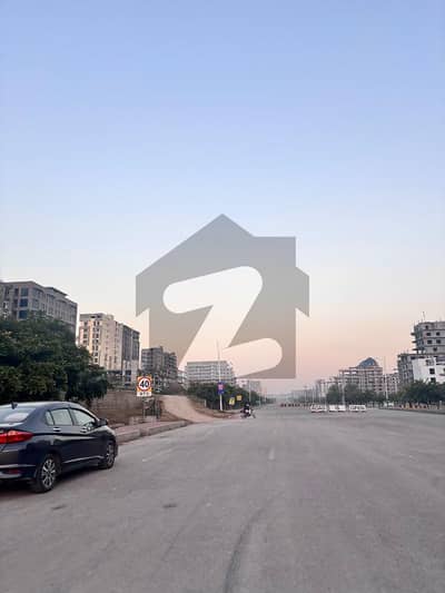 بحریہ ٹاؤن فیز 8 - ای کمرشل بحریہ ٹاؤن فیز 8,بحریہ ٹاؤن راولپنڈی,راولپنڈی میں 5 مرلہ کمرشل پلاٹ 2.5 کروڑ میں برائے فروخت۔