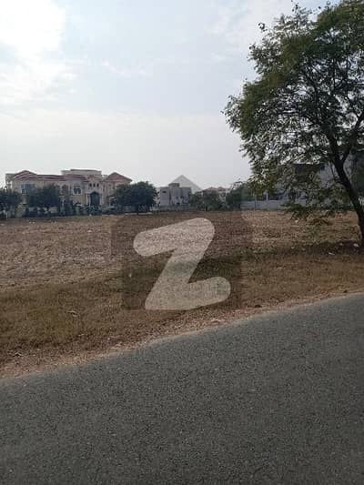 Premium 1 Kanal Plot For Sale In Sector U DHA Phase 7, Lahore