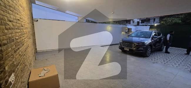 Very Well Maintained And Beautiful House