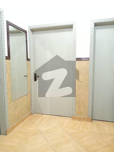 جی ۔ 11/3 جی ۔ 11,اسلام آباد میں 3 کمروں کا 5 مرلہ فلیٹ 2.35 کروڑ میں برائے فروخت۔