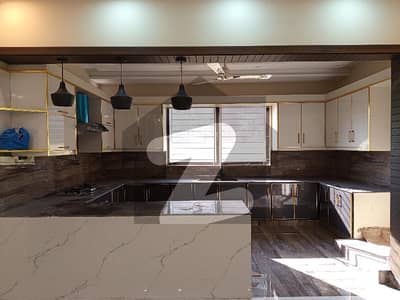 گارڈن ٹاؤن فیز 3 - بلاک بی گارڈن ٹاؤن فیز 3,گارڈن ٹاؤن,گوجرانوالہ میں 5 کمروں کا 10 مرلہ مکان 4.5 کروڑ میں برائے فروخت۔ گارڈن ٹاؤن فیز 3 - بلاک بی گارڈن ٹاؤن فیز 3,گارڈن ٹاؤن,گوجرانوالہ میں 5 کمروں کا 10 مرلہ مکان 4.5 کروڑ میں برائے فروخت۔