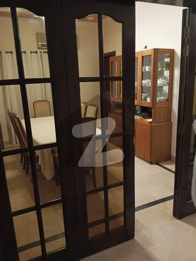 Chance deal 500 yard very well maintained bungalow for sale 5 specious bedrooms optional two unit