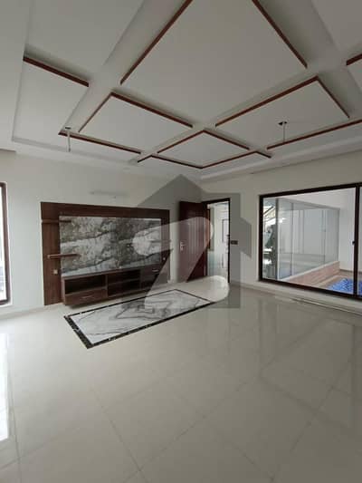 1000 Square Yard Luxury Villa With Designer Kitchen, Washroom And Elevation. Ready To Move 1000 Square Yard Luxury Villa With Designer Kitchen, Washroom And Elevation. Ready To Move