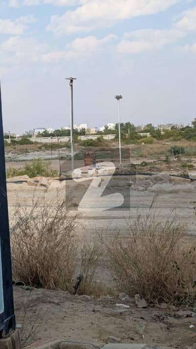 2000 SQAURE YARDS PLOT NEAR PARK