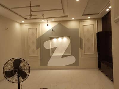 پارک ویو سٹی لاہور میں 3 کمروں کا 10 مرلہ بالائی پورشن 76.0 ہزار میں کرایہ پر دستیاب ہے۔ پارک ویو سٹی لاہور میں 3 کمروں کا 10 مرلہ بالائی پورشن 76.0 ہزار میں کرایہ پر دستیاب ہے۔