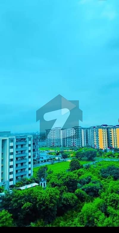 10 MARLA 3 BEDROOMS APARTMENT AVAILABLE FOR SALE