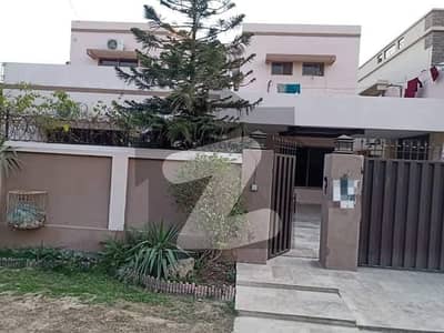 2 KANAL HOUSE IS AVAILABLE FOR RENT IN GULBERG 3