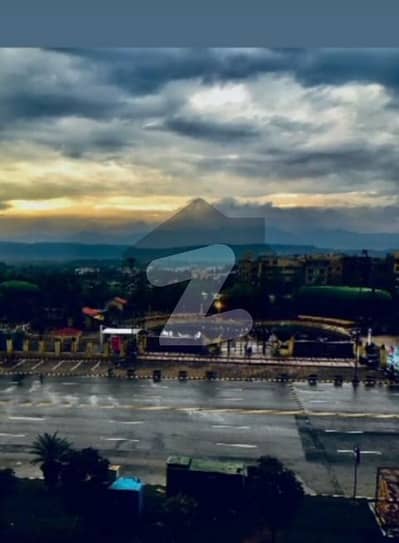 بحریہ انکلیو بحریہ ٹاؤن,اسلام آباد میں 10 مرلہ رہائشی پلاٹ 1.35 کروڑ میں برائے فروخت۔