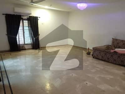 600 YARD HOUSE ON POPULAR AVENUE AWAY FROM SEA | MOST WANTED LOCATION