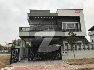 10 Marla House For Sale In Bahria Enclave Islamabad.