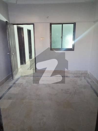 2 Bed Dd Flat For Sale Gulistan-E-Jauhar Near Red Apple