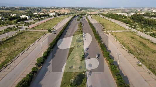 ایکسپریس وے کمرشل ڈی ایچ اے ڈیفینس فیز 5,ڈی ایچ اے ڈیفینس,اسلام آباد میں 5 مرلہ کمرشل پلاٹ 5.0 کروڑ میں برائے فروخت۔