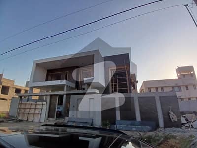 پاک آئیڈل کوآپریٹو ہاؤسنگ سوسائٹی کراچی میں 6 کمروں کا 1 کنال مکان 12.0 کروڑ میں برائے فروخت۔