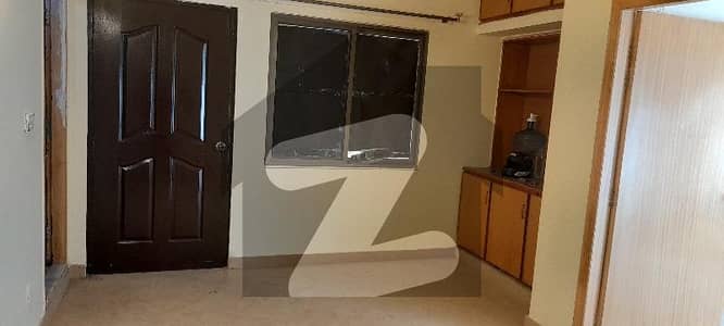 ای ۔ 11 اسلام آباد میں 1 کمرے کا 2 مرلہ فلیٹ 70.0 لاکھ میں برائے فروخت۔