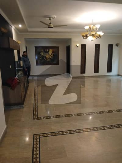 1 KANAL UPPER PORTION AVAILABLE FOR RENT IN WAPDA TOWN PHASE 1