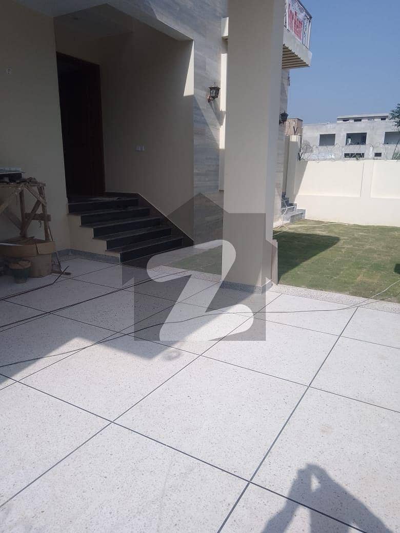 Triple Storey House For Rent D-12/3 Triple Storey House For Rent D-12/3