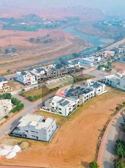 بحریہ ٹاؤن فیز 8 ۔ بلاک اے بحریہ ٹاؤن فیز 8,بحریہ ٹاؤن راولپنڈی,راولپنڈی میں 1 کنال رہائشی پلاٹ 1.85 کروڑ میں برائے فروخت۔