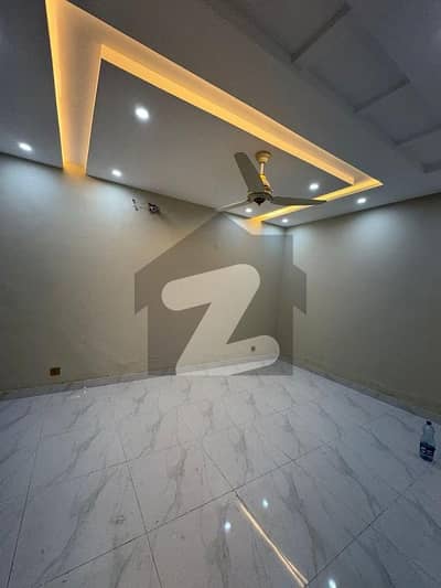 8 MARLA SAFARI FULL HOUSE FOR RENT IN SAFARI BLOCK BAHRIA TOWN LAHORE