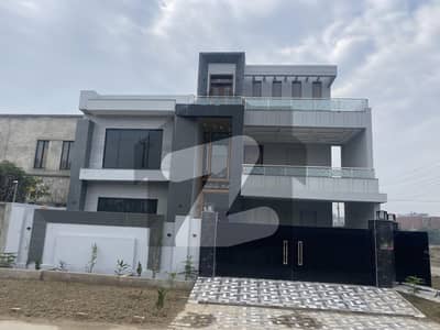 ایل ڈی اے ایوینیو ۔ بلاک ڈی ایل ڈی اے ایوینیو,لاہور میں 2 کمروں کا 1 کنال مکان 65.0 ہزار میں کرایہ پر دستیاب ہے۔