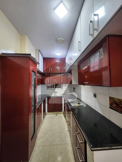 1000 Square Feet Flat Situated In Gulshan-E-Iqbal - Block 3 For Sale