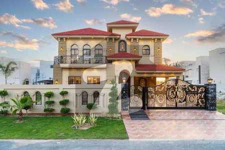 Spanish House Nearby Park 1 kanal In DHA Phase 7 FOR Sale
