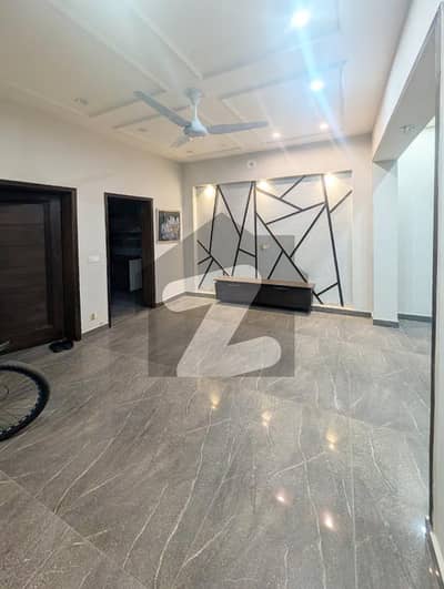 5 Marla Slightly Used M7b House For Sale on Prime Location in Lake City