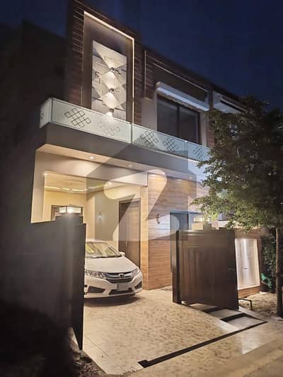 5 Marla Slightly Used M7b House For Sale On Prime Location In Lake City